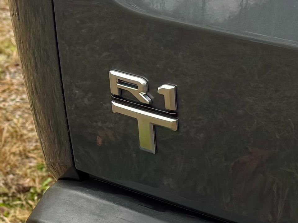2024 Rivian R1T