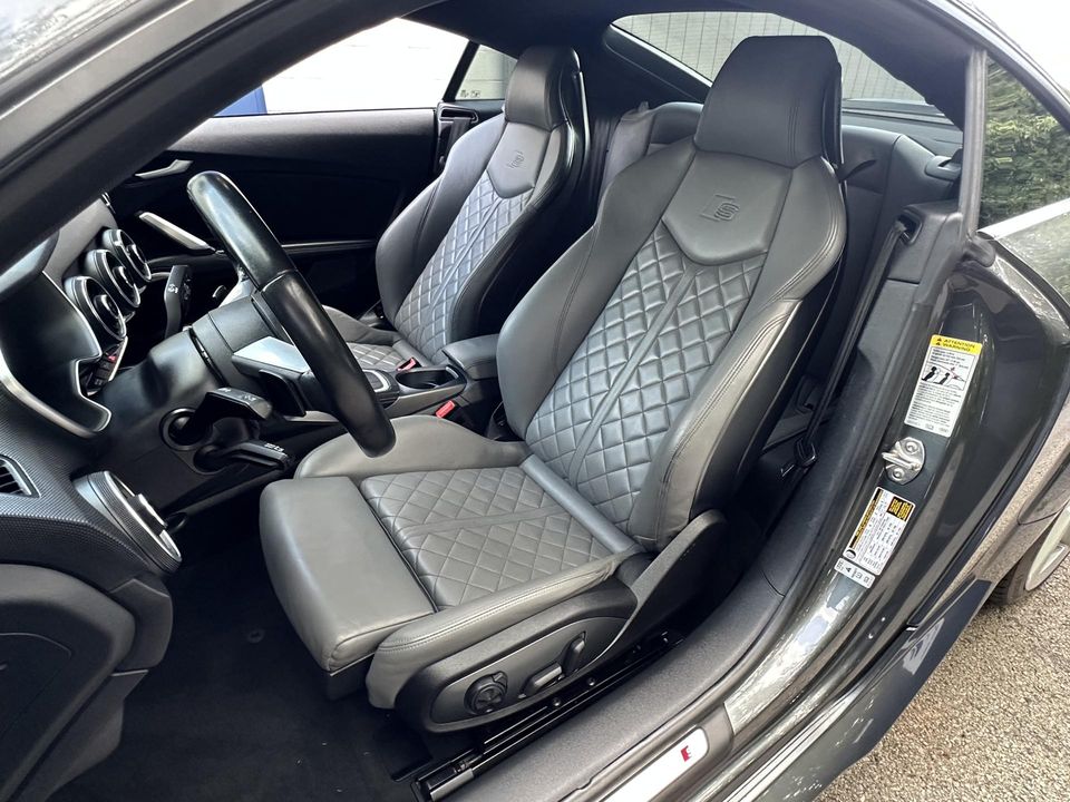 2017 Audi TTS