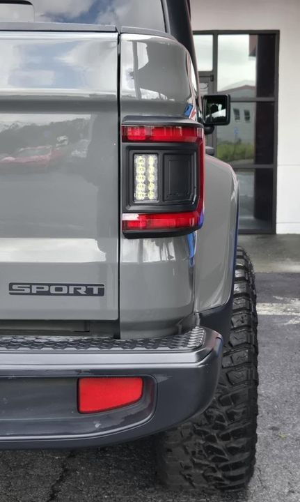 2020 Jeep Gladiator