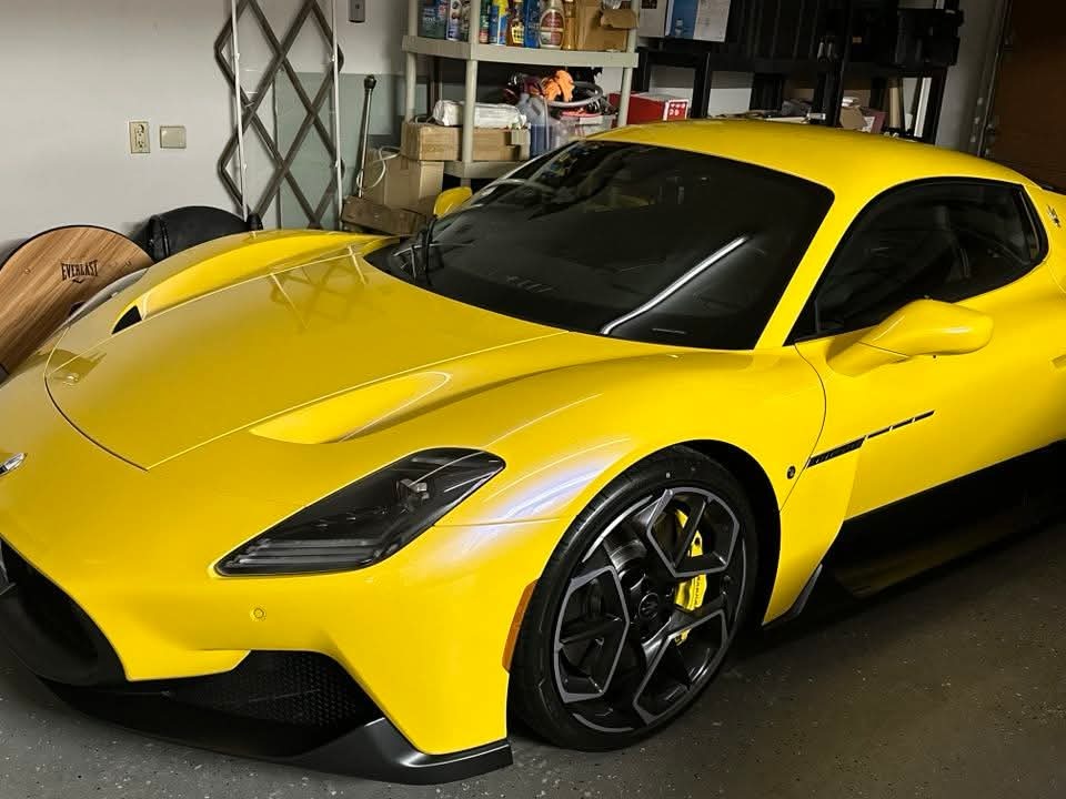 2023 Maserati MC20