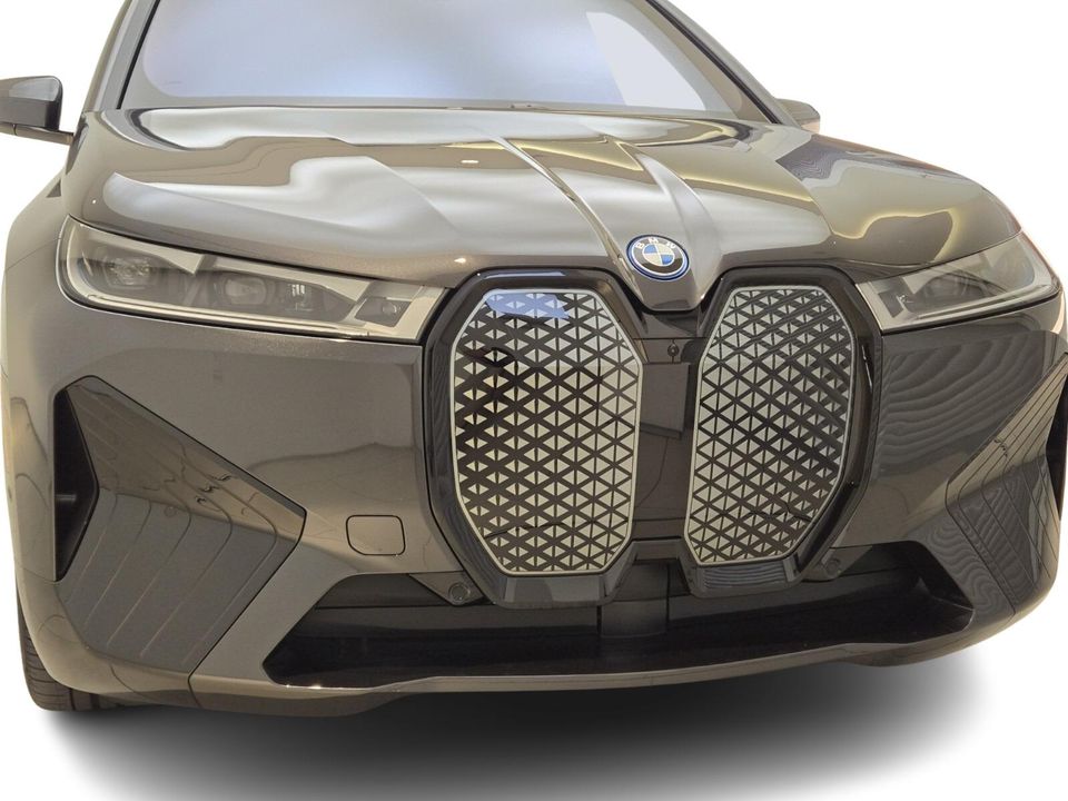 2023 BMW iX