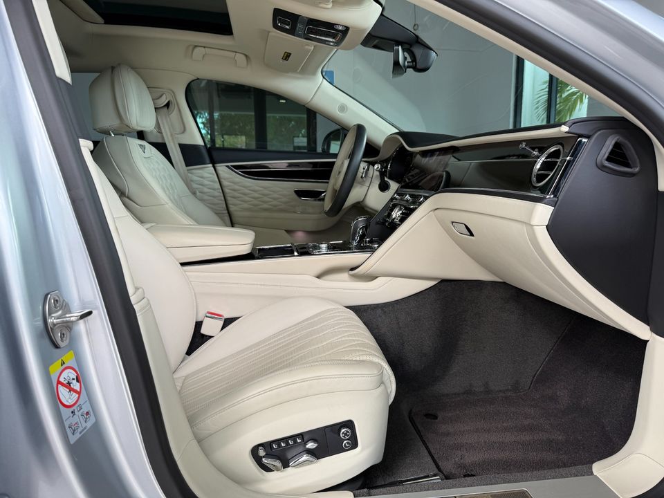 2022 Bentley Flying Spur