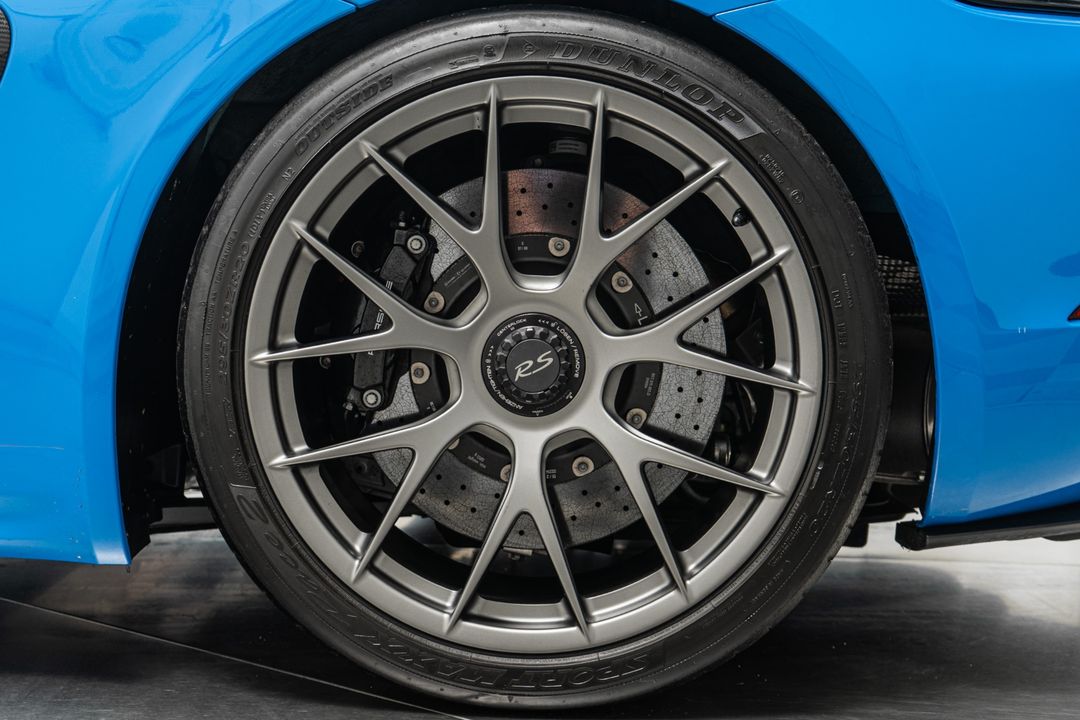 2023 Porsche 718 Cayman