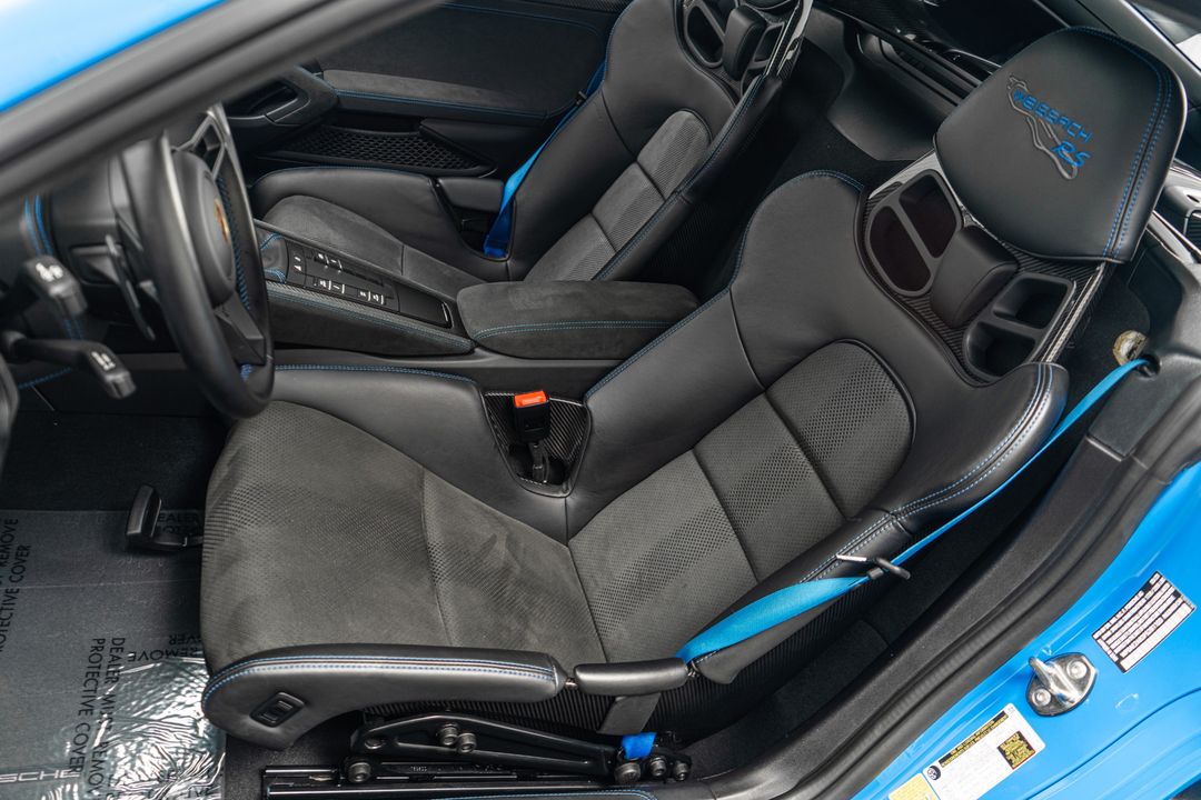 2023 Porsche 718 Cayman
