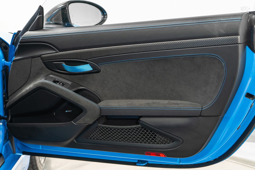2023 Porsche 718 Cayman