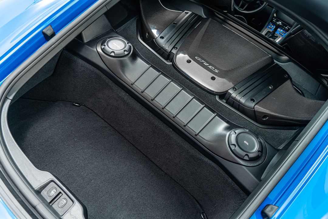 2023 Porsche 718 Cayman