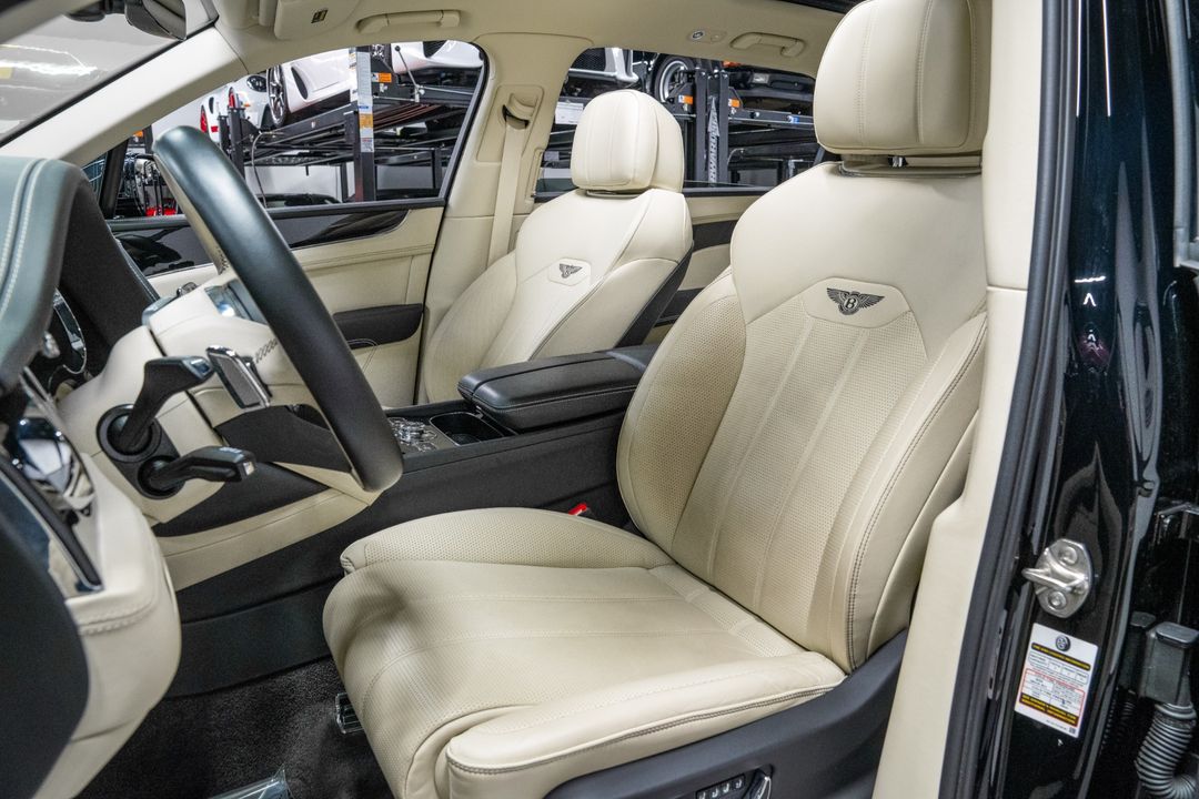 2024 Bentley Bentayga