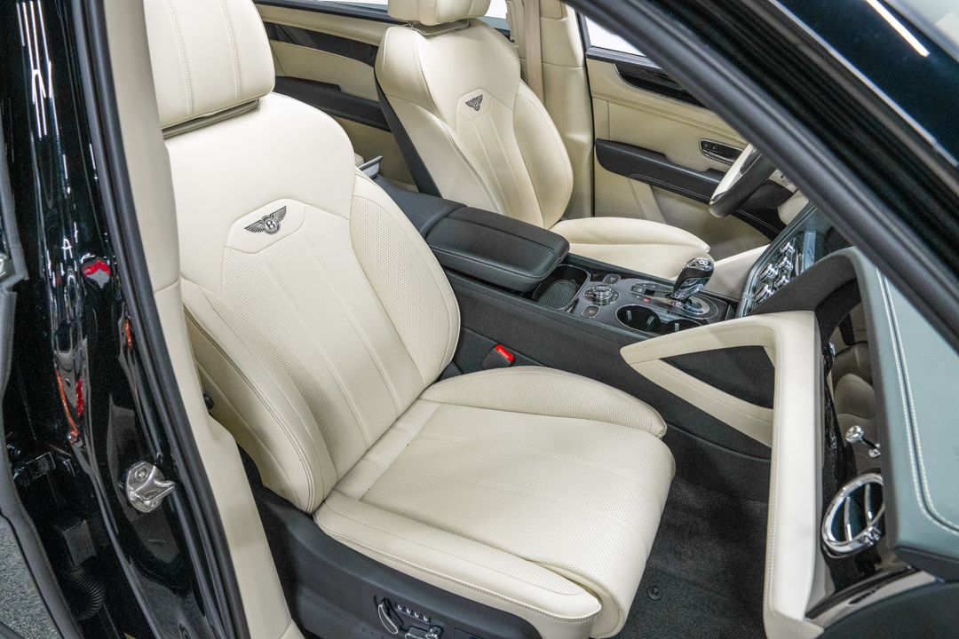 2024 Bentley Bentayga