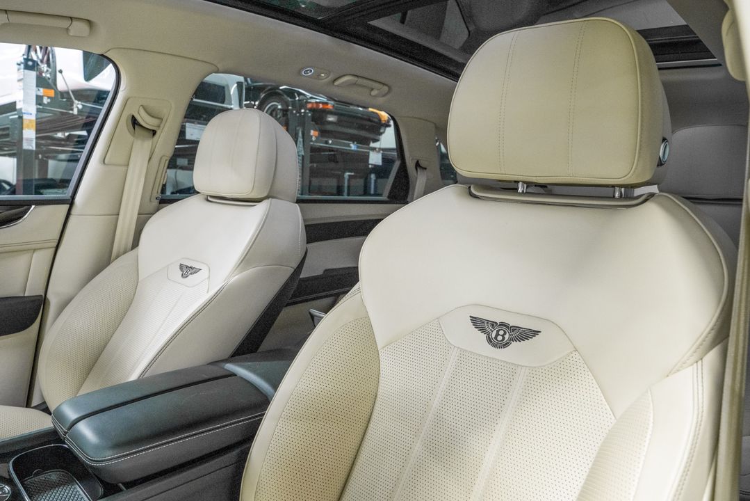 2024 Bentley Bentayga