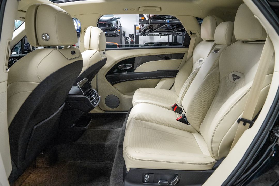 2024 Bentley Bentayga