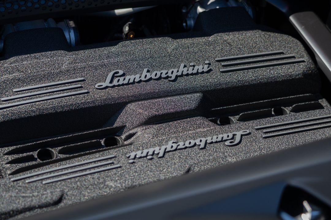 2024 Lamborghini Revuelto