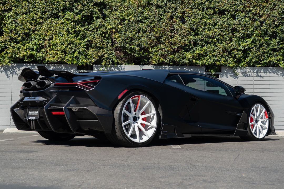 2024 Lamborghini Revuelto