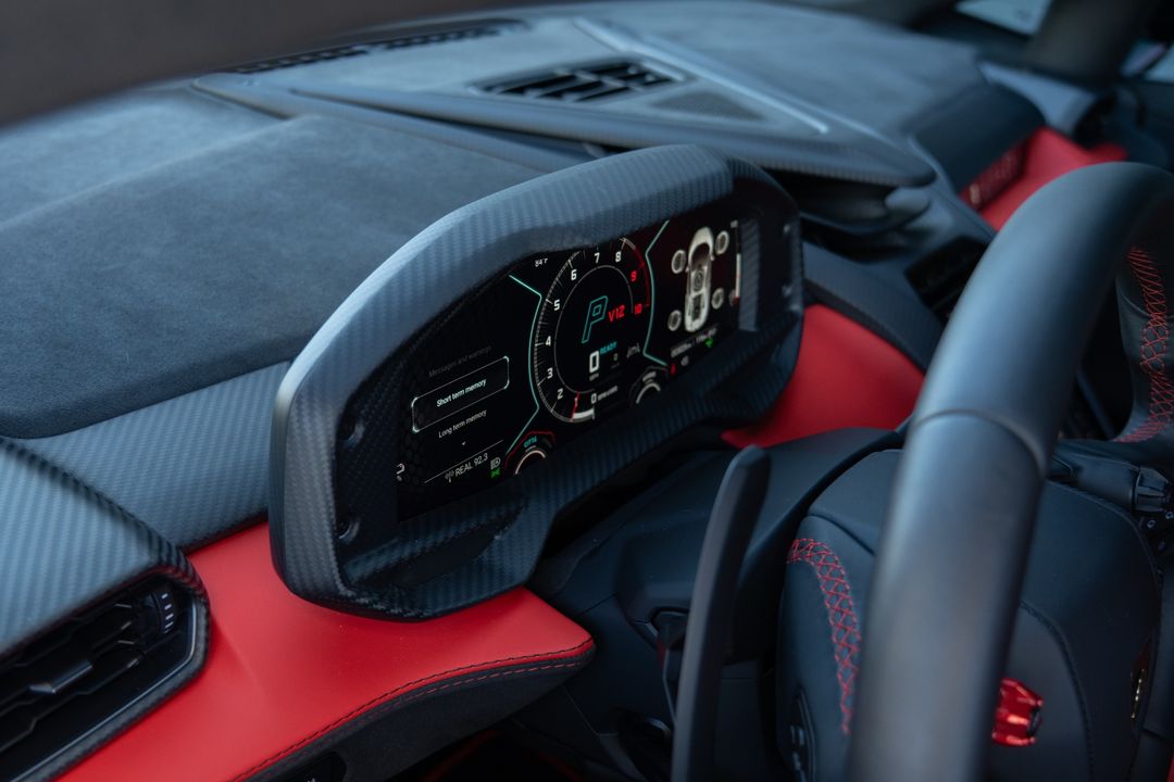 2024 Lamborghini Revuelto