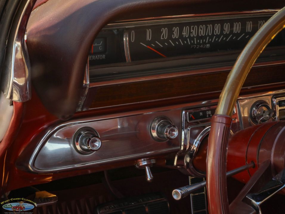 1962 Pontiac Bonneville Sport 2 Door Hardtop