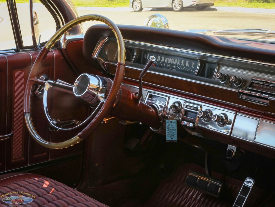 1962 Pontiac Bonneville Sport 2 Door Hardtop
