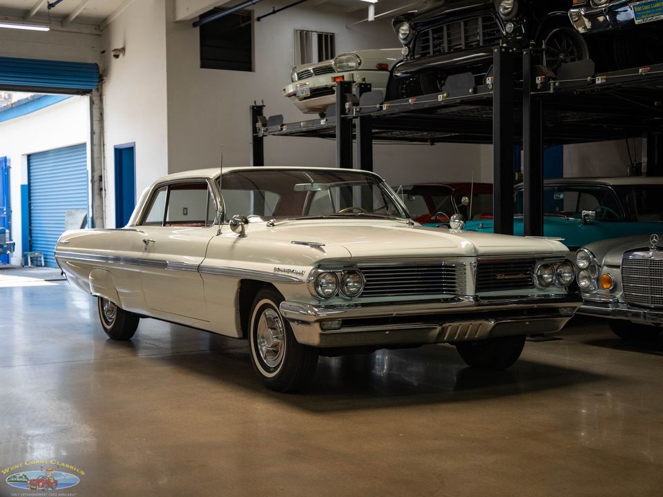 1962 Pontiac Bonneville Sport 2 Door Hardtop