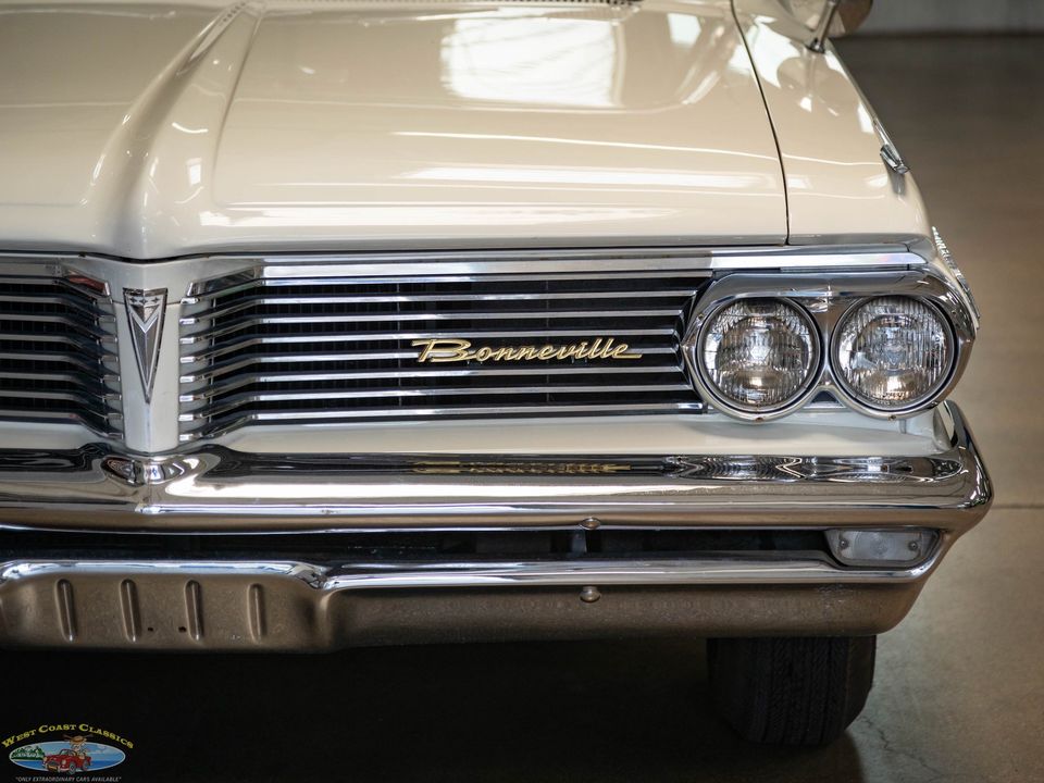 1962 Pontiac Bonneville Sport 2 Door Hardtop
