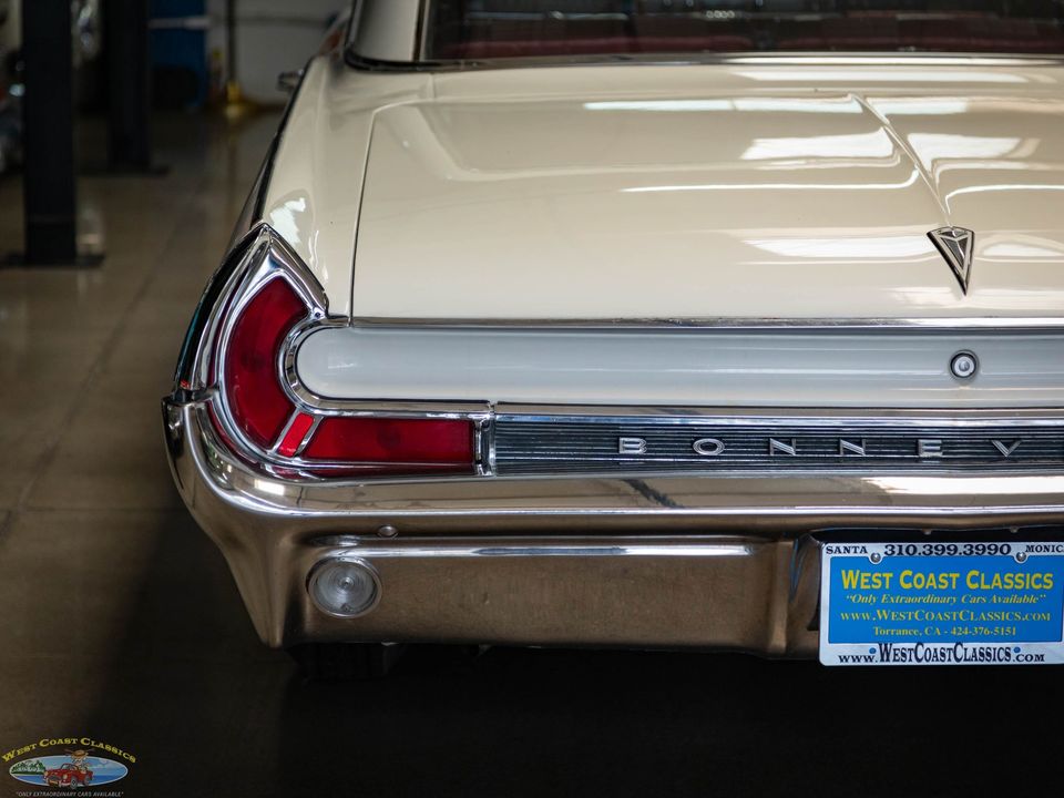 1962 Pontiac Bonneville Sport 2 Door Hardtop