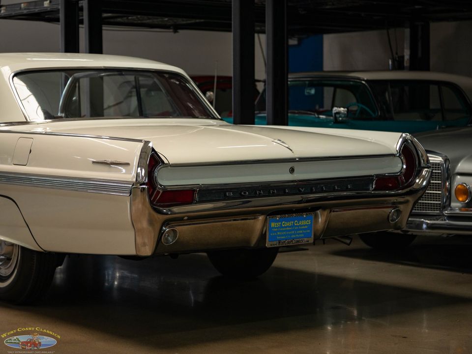 1962 Pontiac Bonneville Sport 2 Door Hardtop