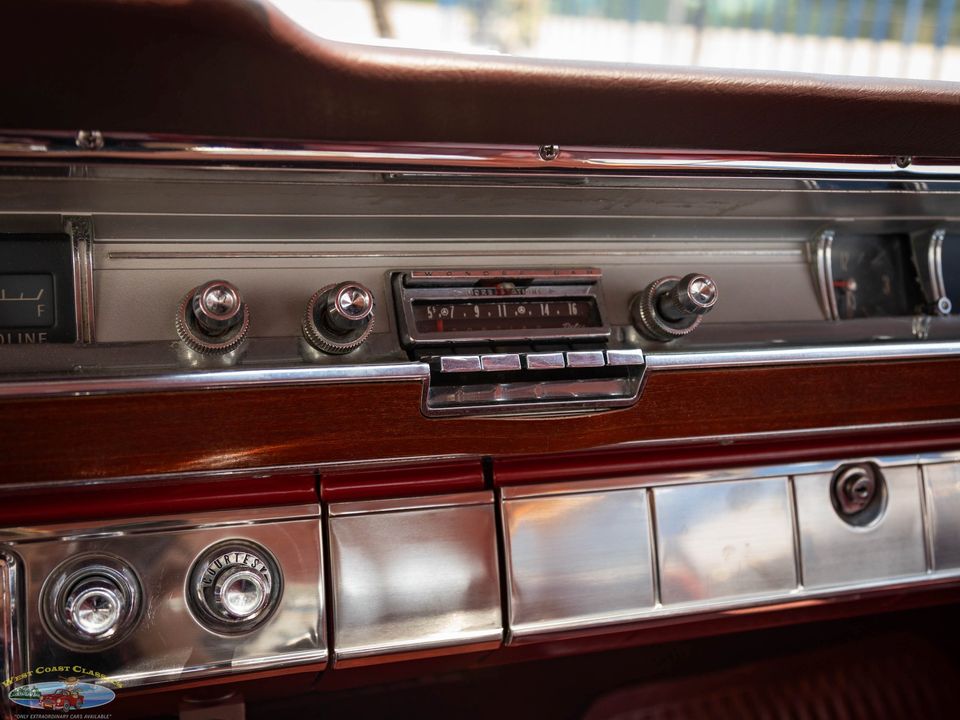 1962 Pontiac Bonneville Sport 2 Door Hardtop