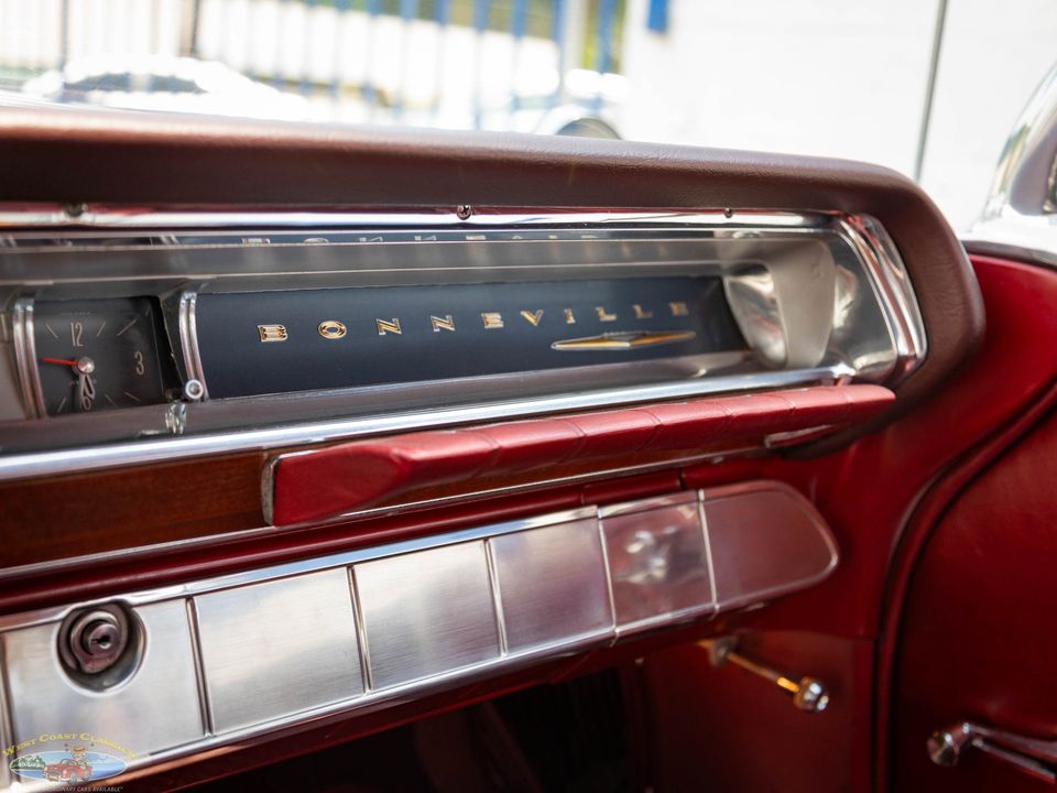 1962 Pontiac Bonneville Sport 2 Door Hardtop
