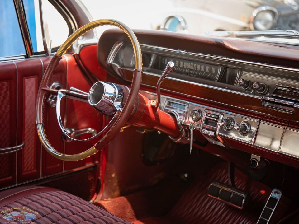 1962 Pontiac Bonneville Sport 2 Door Hardtop