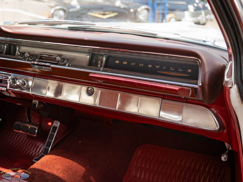 1962 Pontiac Bonneville Sport 2 Door Hardtop