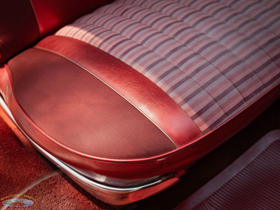 1962 Pontiac Bonneville Sport 2 Door Hardtop