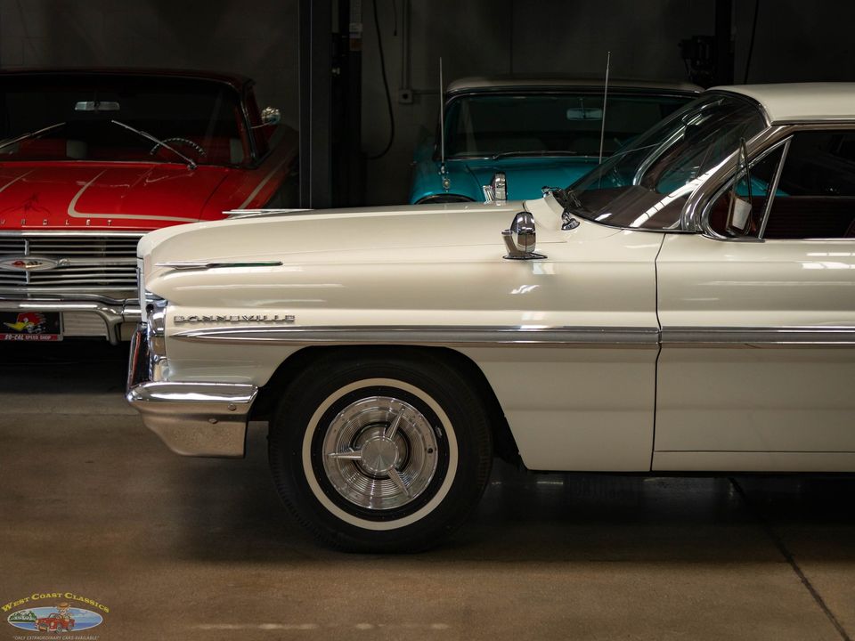 1962 Pontiac Bonneville Sport 2 Door Hardtop