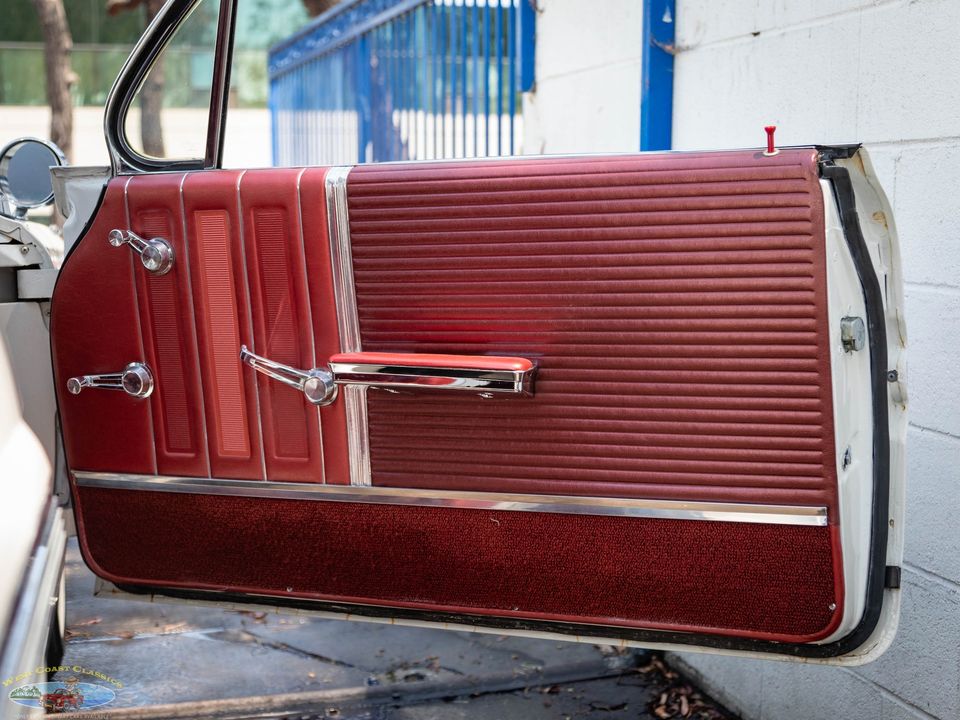 1962 Pontiac Bonneville Sport 2 Door Hardtop