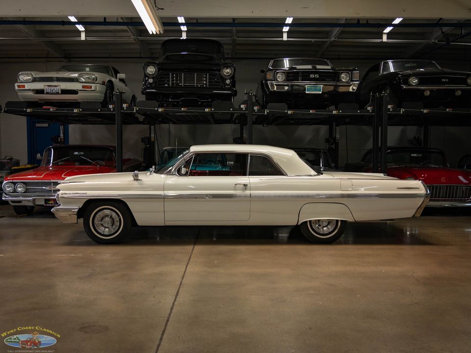 1962 Pontiac Bonneville Sport 2 Door Hardtop