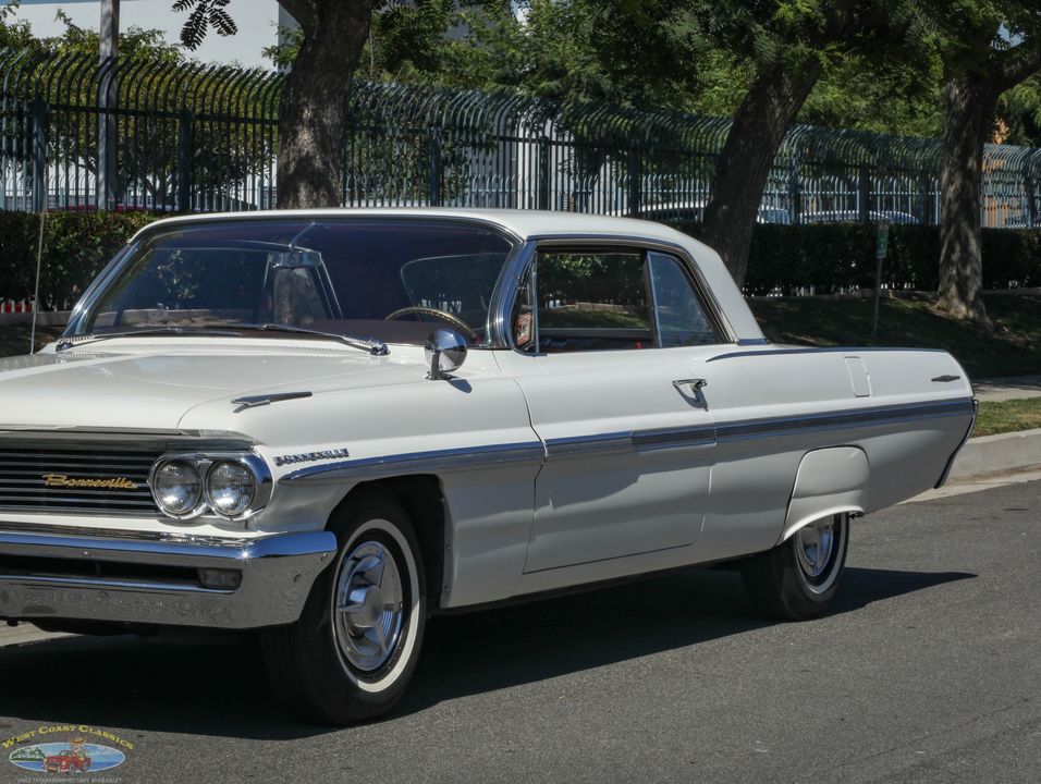 1962 Pontiac Bonneville Sport 2 Door Hardtop