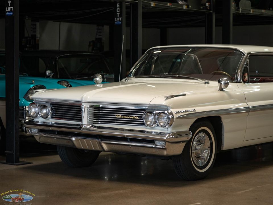1962 Pontiac Bonneville Sport 2 Door Hardtop