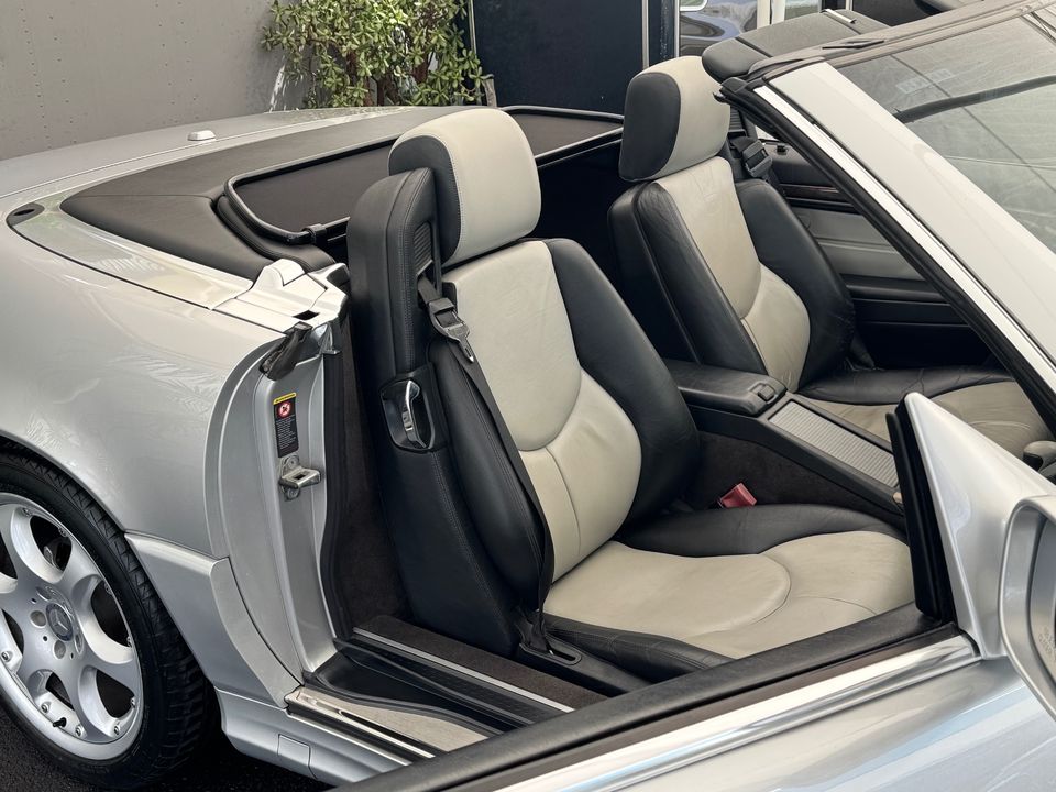 2002 Mercedes-Benz SL-Class