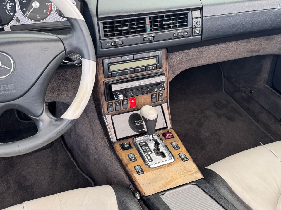 2002 Mercedes-Benz SL-Class