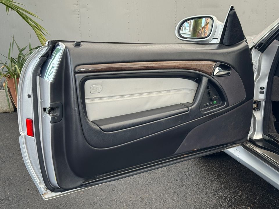 2002 Mercedes-Benz SL-Class