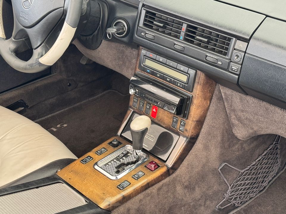 2002 Mercedes-Benz SL-Class