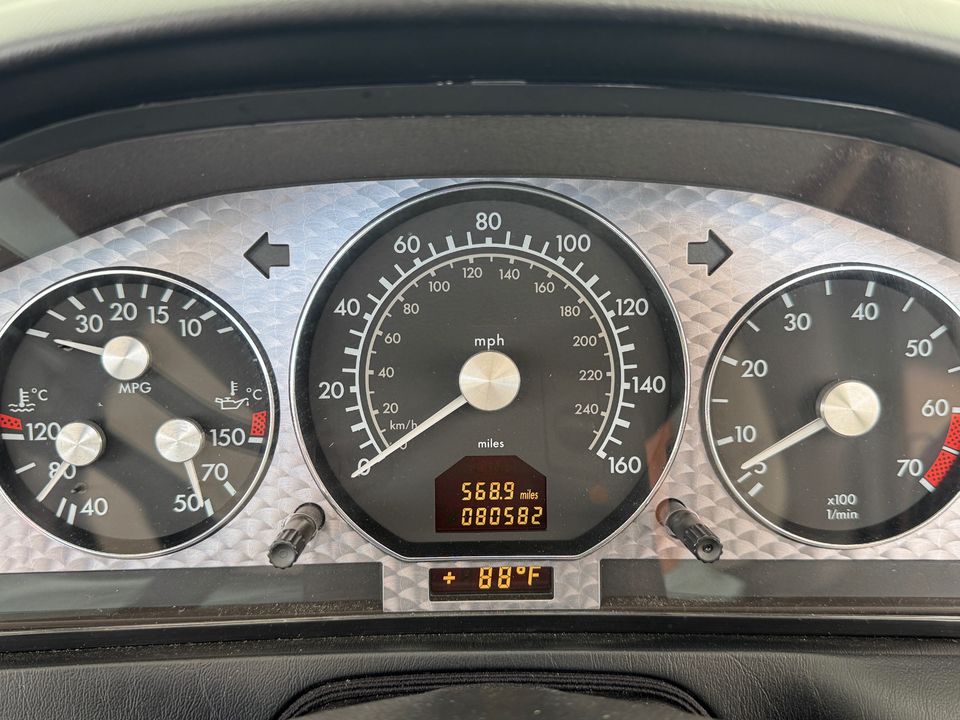 2002 Mercedes-Benz SL-Class