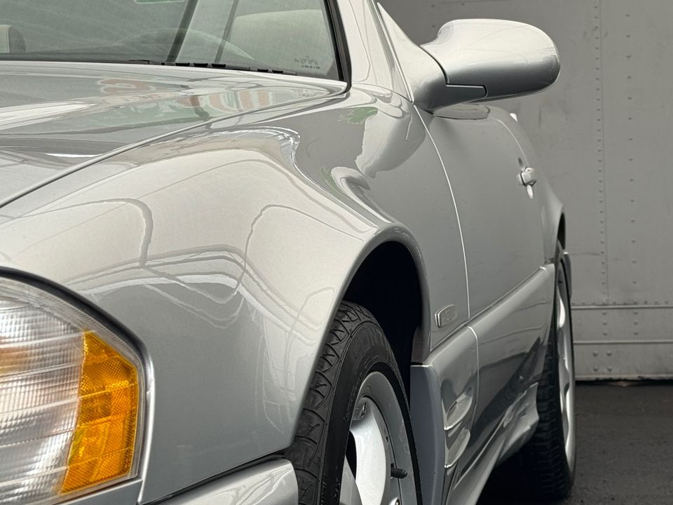 2002 Mercedes-Benz SL-Class