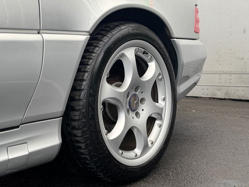 2002 Mercedes-Benz SL-Class