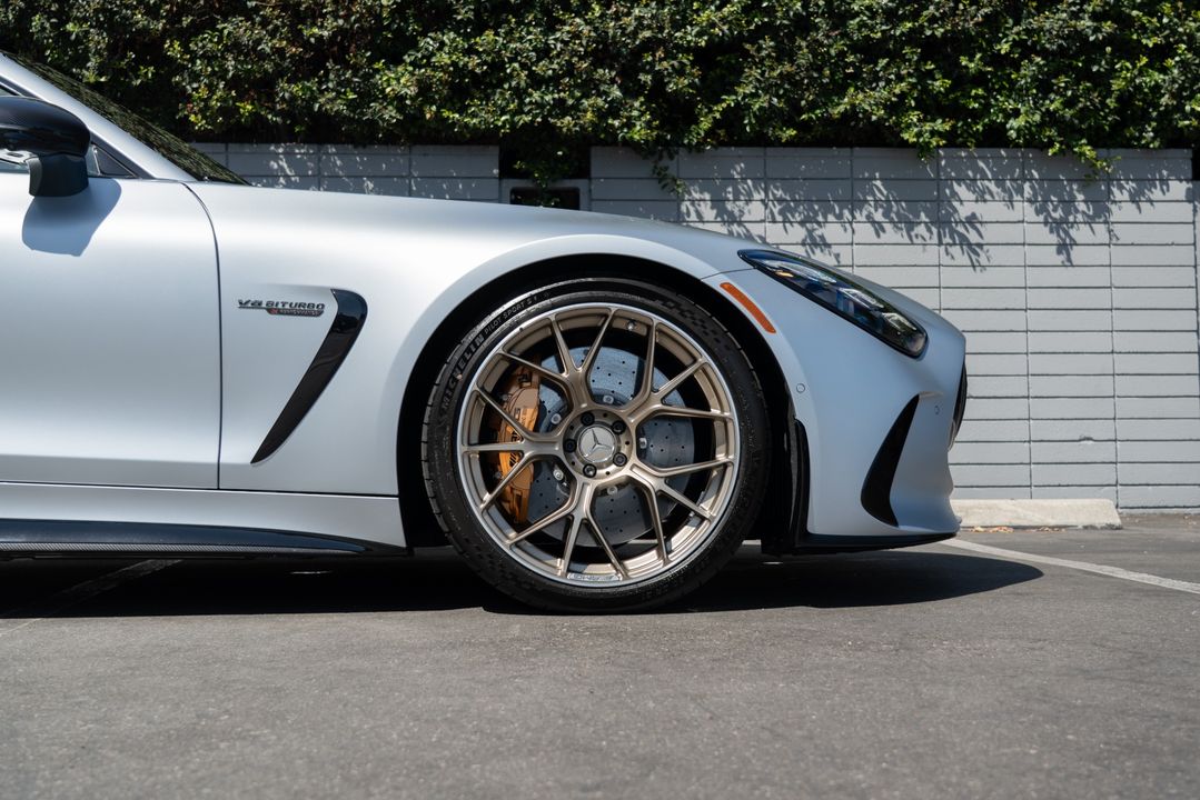 2025 Mercedes-Benz AMG GT