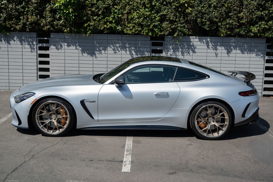 2025 Mercedes-Benz AMG GT