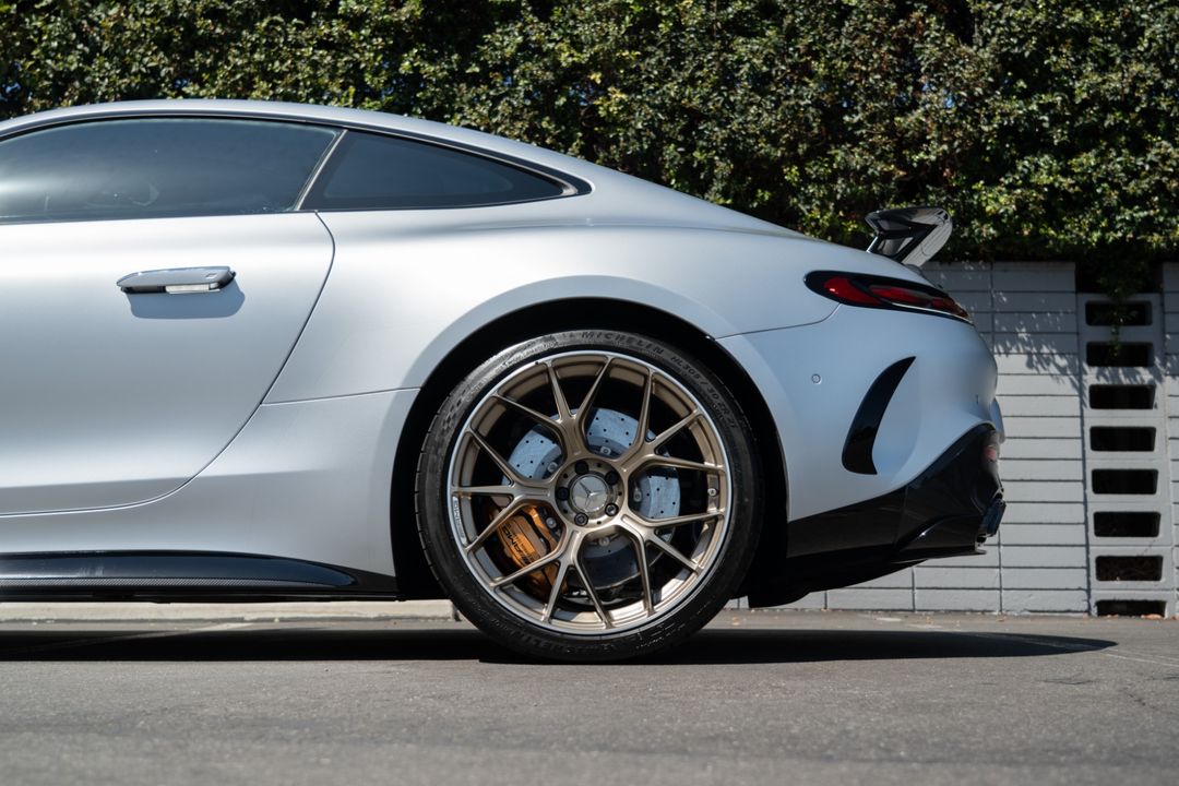 2025 Mercedes-Benz AMG GT