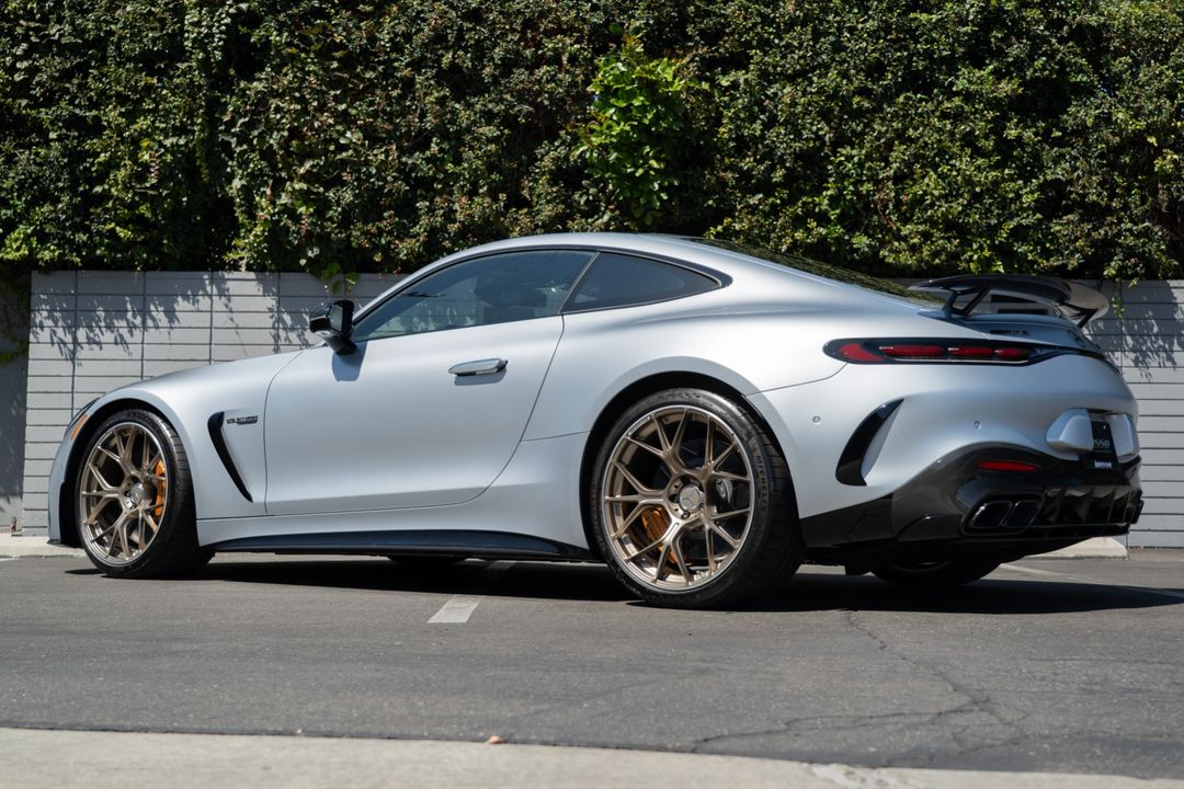 2025 Mercedes-Benz AMG GT