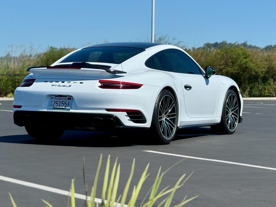2017 Porsche 911 Turbo S