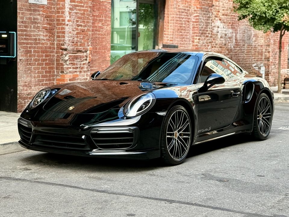 2017 Porsche 911 Turbo S