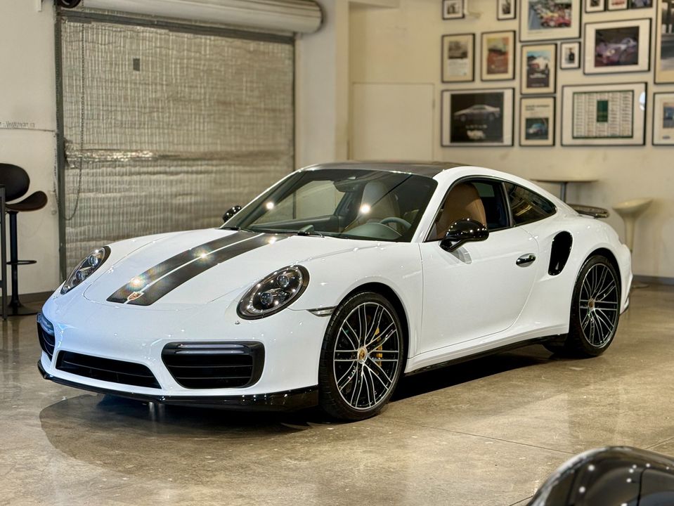 2017 Porsche 911 Turbo S