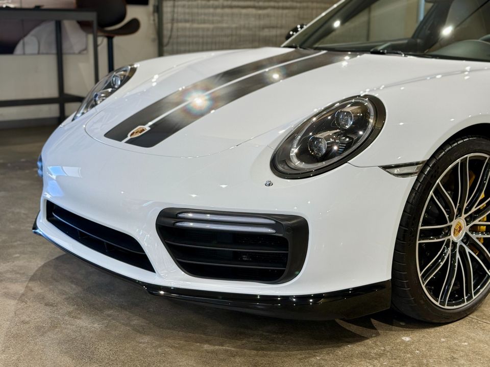 2017 Porsche 911 Turbo S
