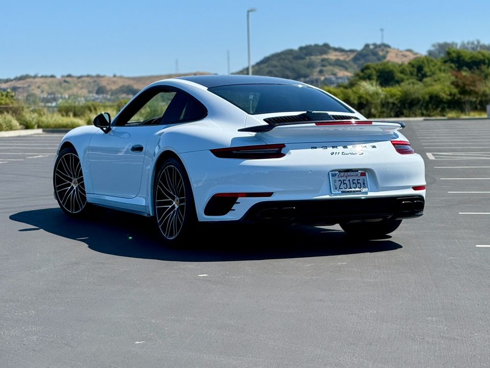 2017 Porsche 911 Turbo S