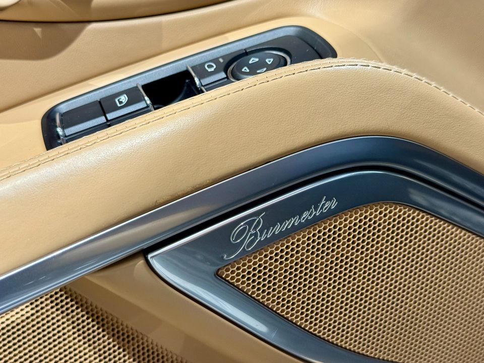 2017 Porsche 911 Turbo S